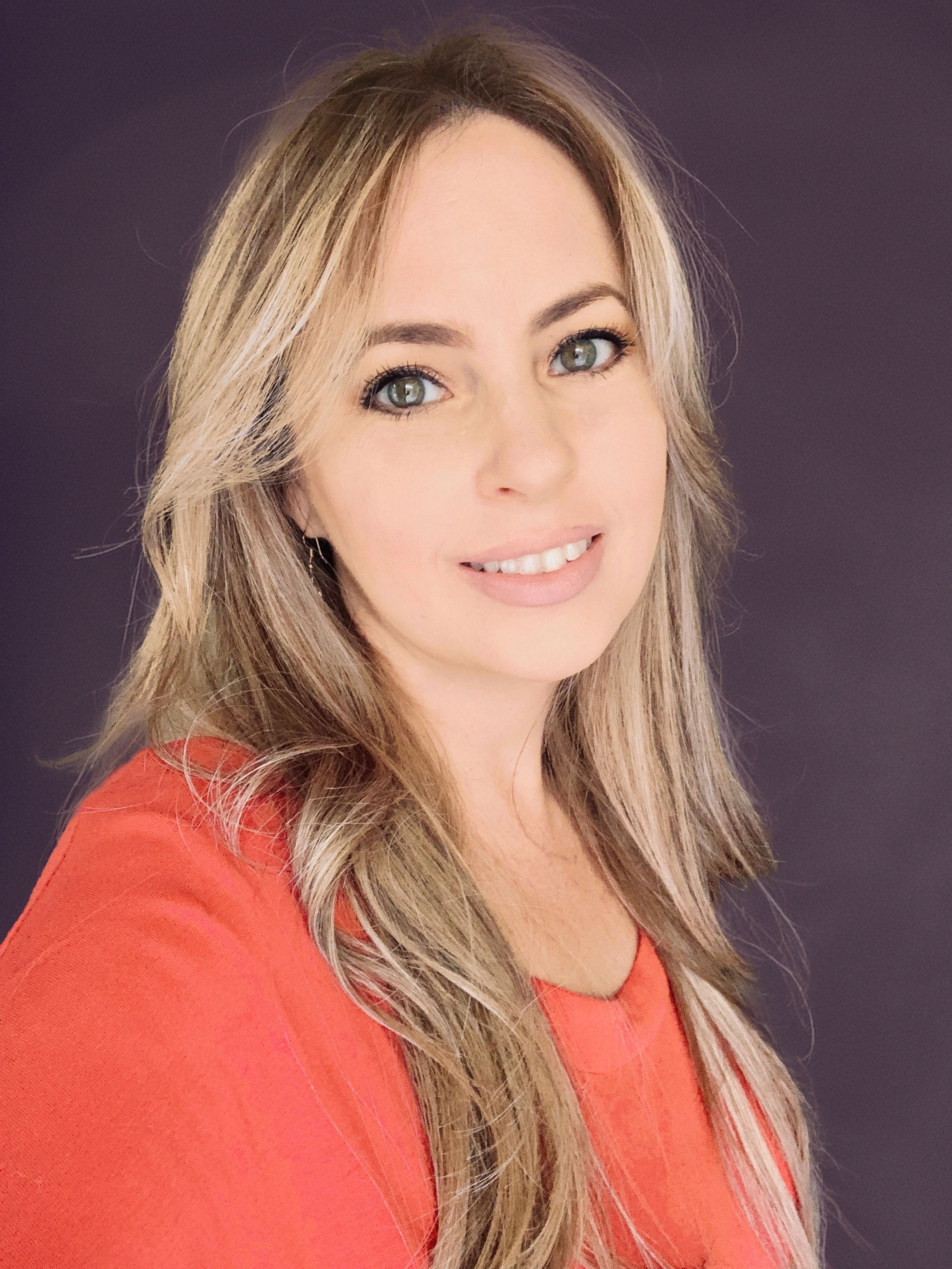 Headshot of Audrey